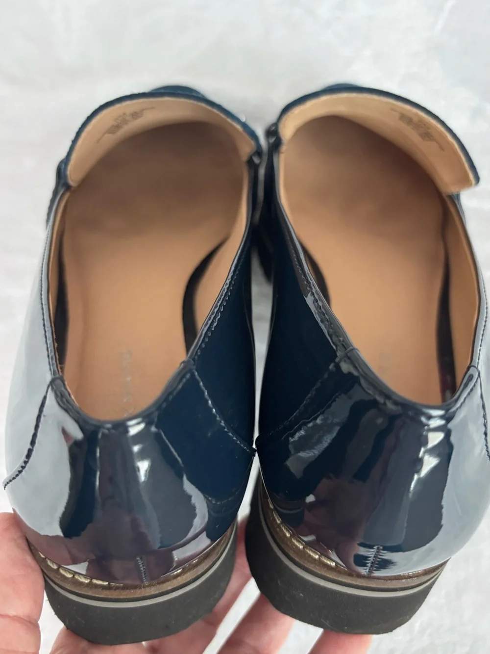 ALEX MARIE Gemima Marine Navy Patent Leather Slip-On Loafer--EUC--9